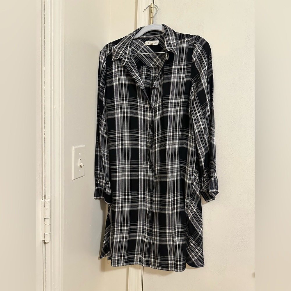 Lou and Grey Loft Plaid Long Sleeved Dress
